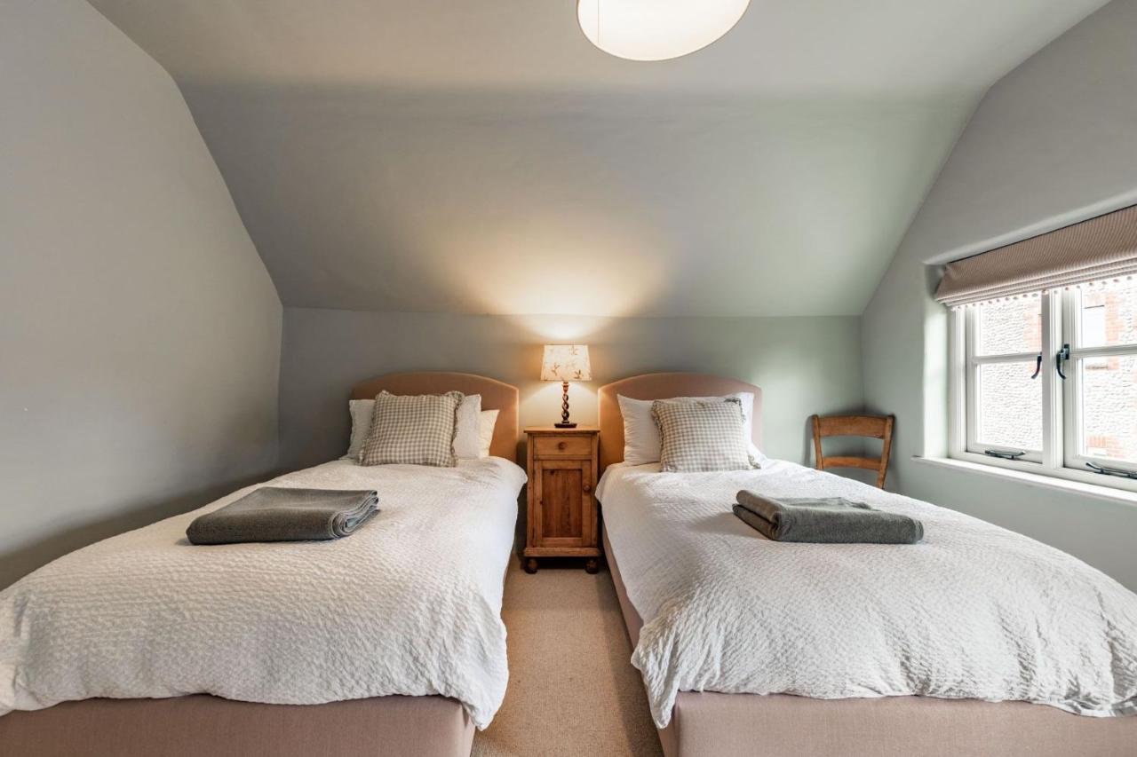 Host & Stay - White End Salthouse 외부 사진