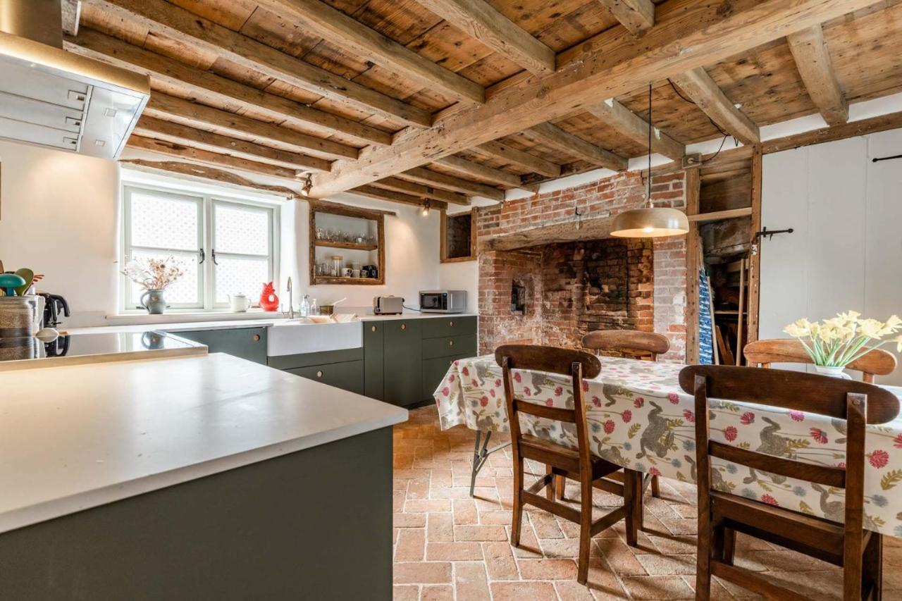 Host & Stay - White End Salthouse 외부 사진