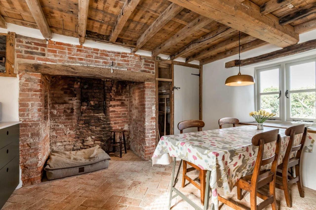 Host & Stay - White End Salthouse 외부 사진